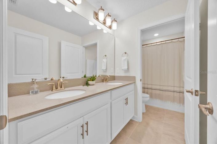 Image No.19-4 Bed House for sale