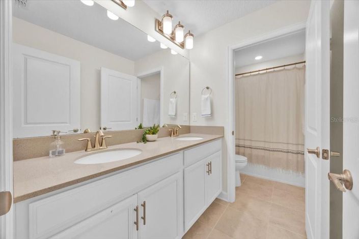 Image No.20-4 Bed House for sale