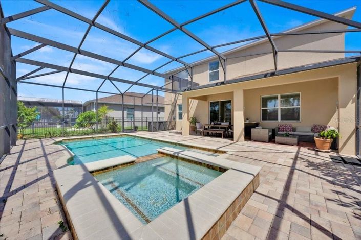 Image No.28-4 Bed House for sale