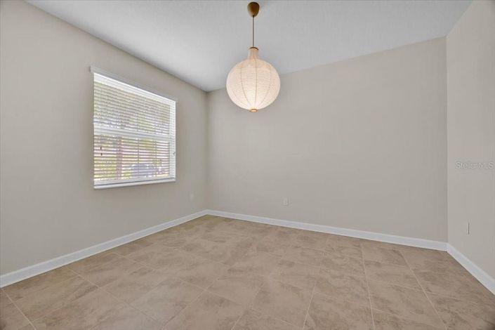 Image No.9-4 Bed House for sale