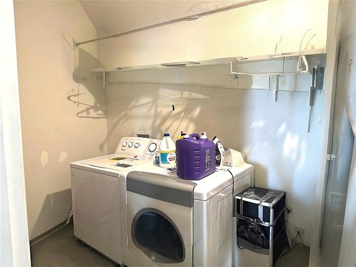 Image No.11-5 Bed House for sale