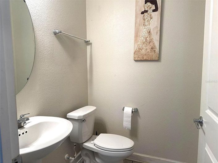 Image No.13-5 Bed House for sale