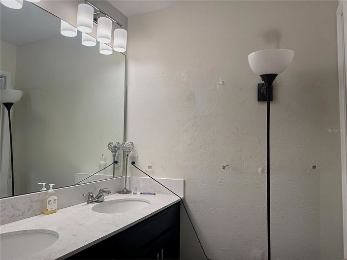 Image No.23-5 Bed House for sale