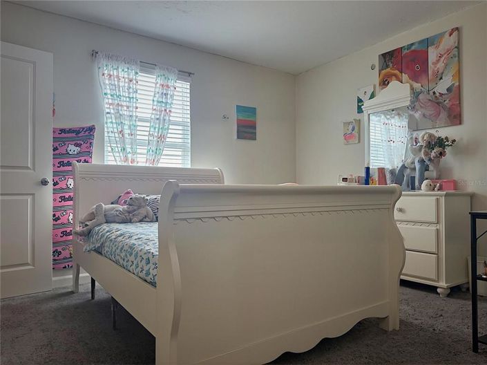 Image No.24-5 Bed House for sale