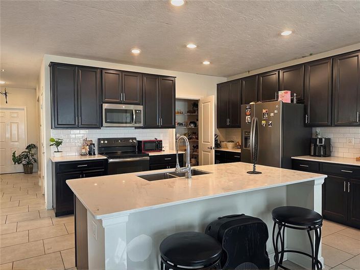 Image No.5-5 Bed House for sale