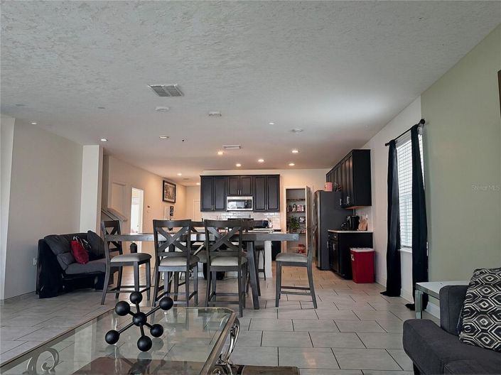 Image No.7-5 Bed House for sale