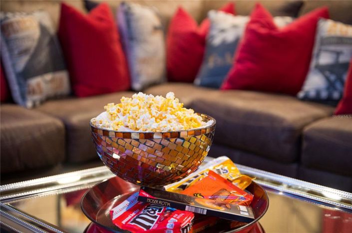 Image No.7-5 Bed House for sale