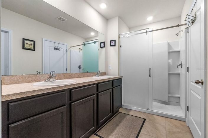 Image No.26-3 Bed House for sale