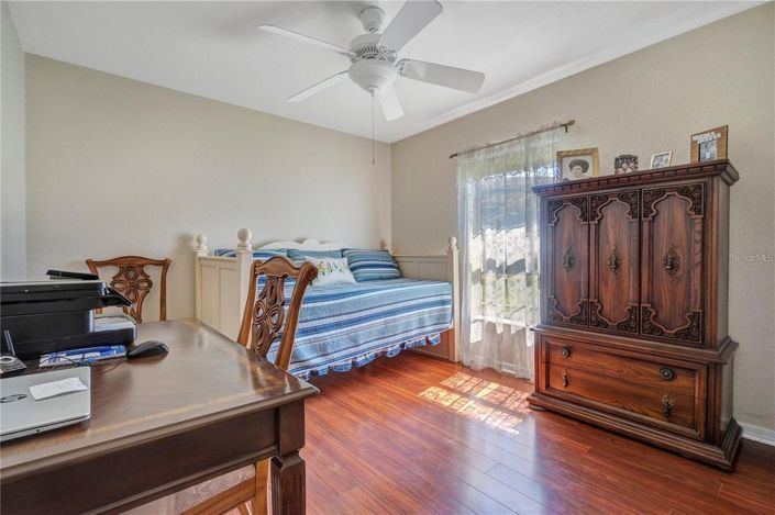 Image No.14-3 Bed House for sale