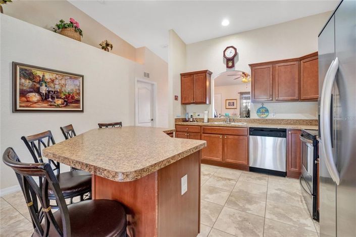 Image No.8-3 Bed House for sale