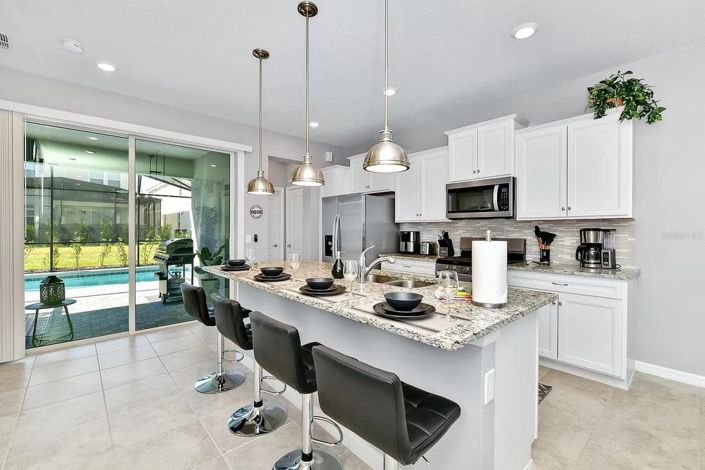 Image No.15-5 Bed House for sale