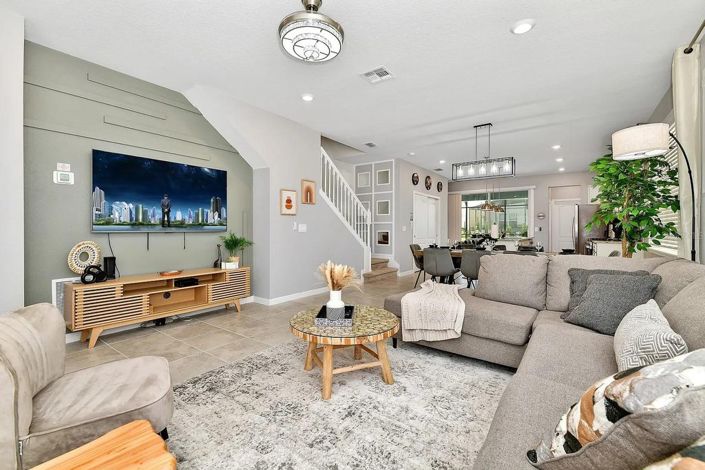 Image No.5-5 Bed House for sale