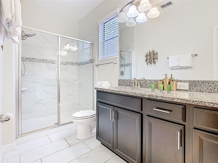 Image No.32-5 Bed House for sale