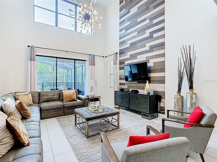 Image No.5-5 Bed House for sale