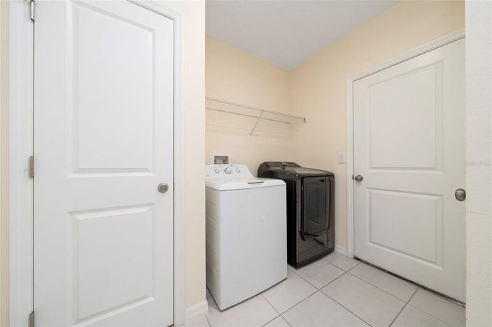 Image No.12-3 Bed House for sale