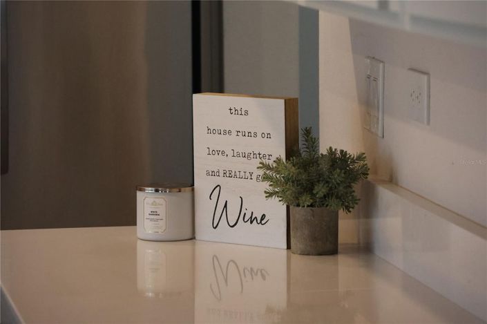 Image No.12-5 Bed House for sale