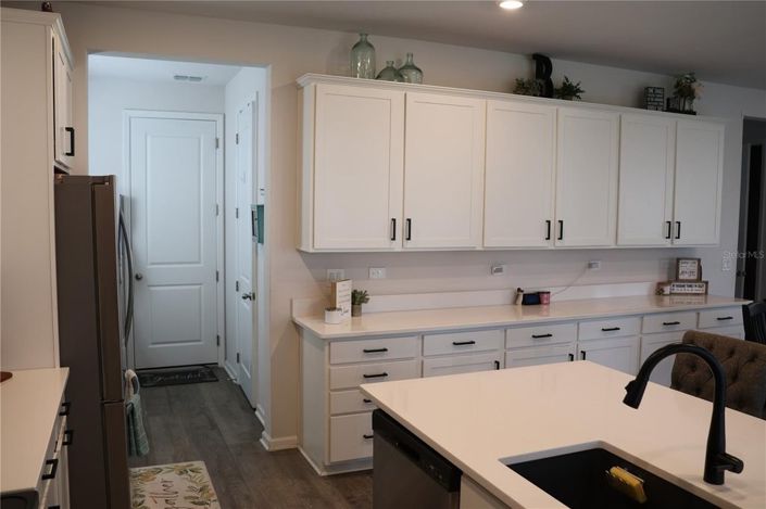 Image No.7-5 Bed House for sale