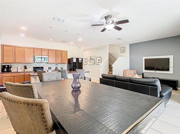 Image No.24-4 Bed Townhouse for sale