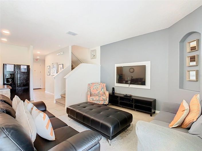 Image No.27-4 Bed Townhouse for sale