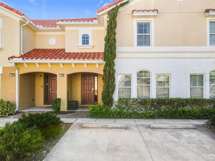 Image No.10-4 Bed Townhouse for sale