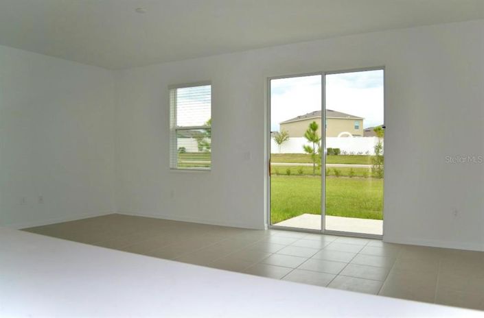 Image No.8-3 Bed Townhouse for sale