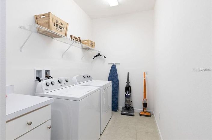 Image No.38-6 Bed House for sale