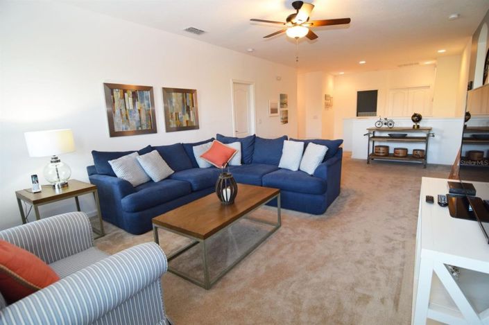 Image No.8-6 Bed House for sale