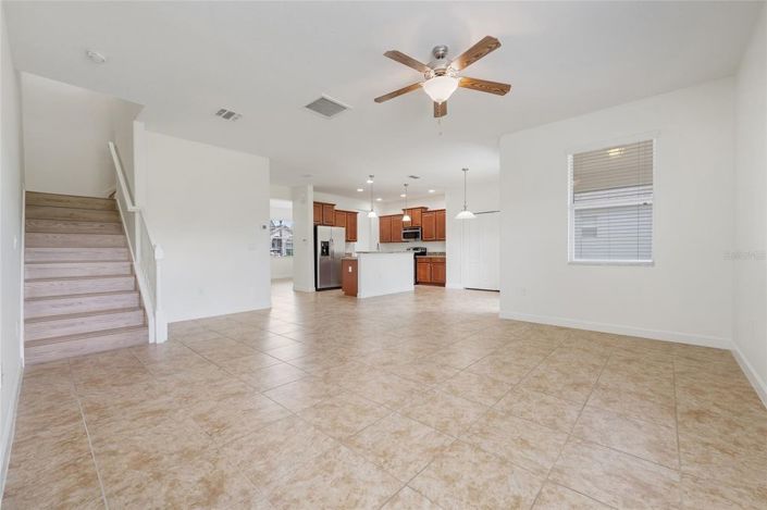 Image No.11-5 Bed House for sale