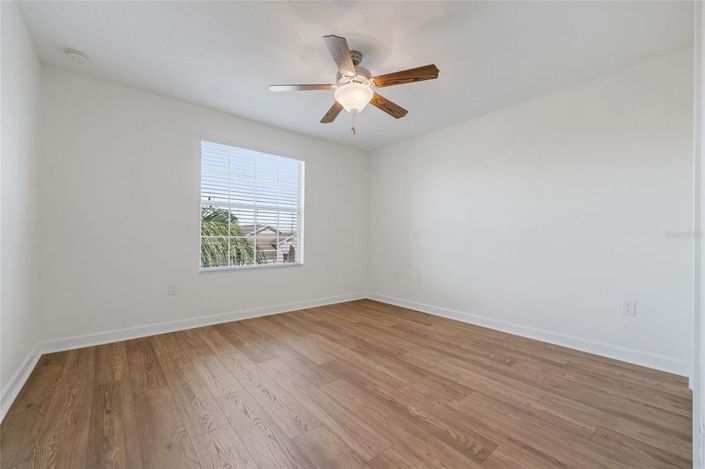 Image No.22-5 Bed House for sale