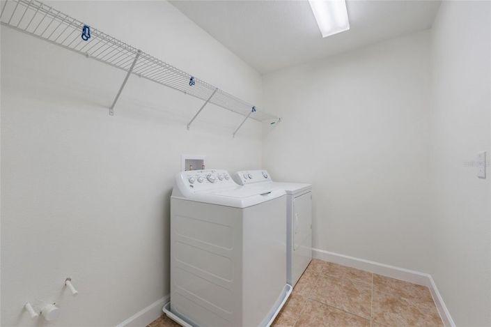 Image No.25-5 Bed House for sale