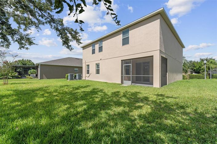 Image No.30-5 Bed House for sale