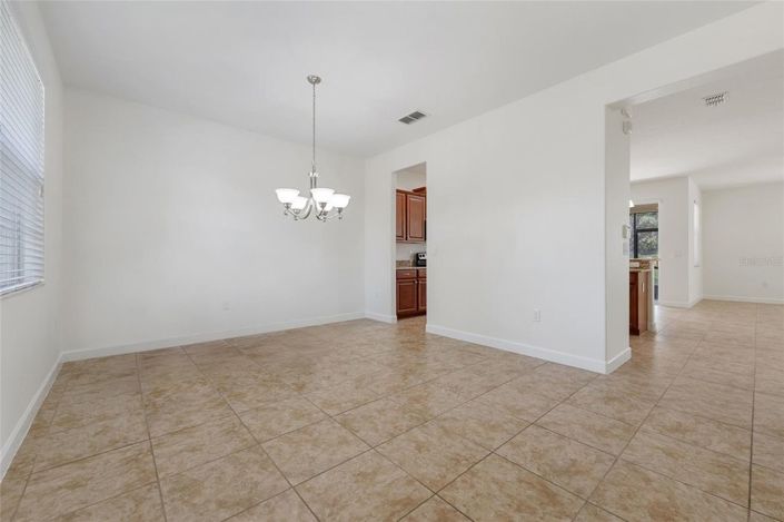 Image No.4-5 Bed House for sale