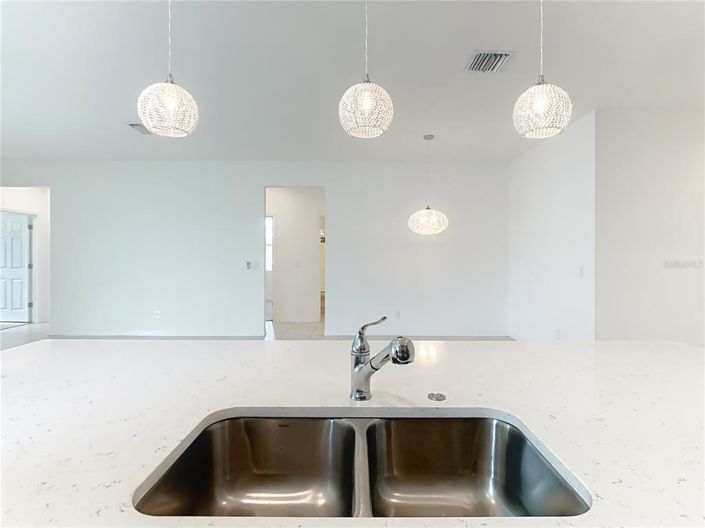 Image No.11-4 Bed House for sale