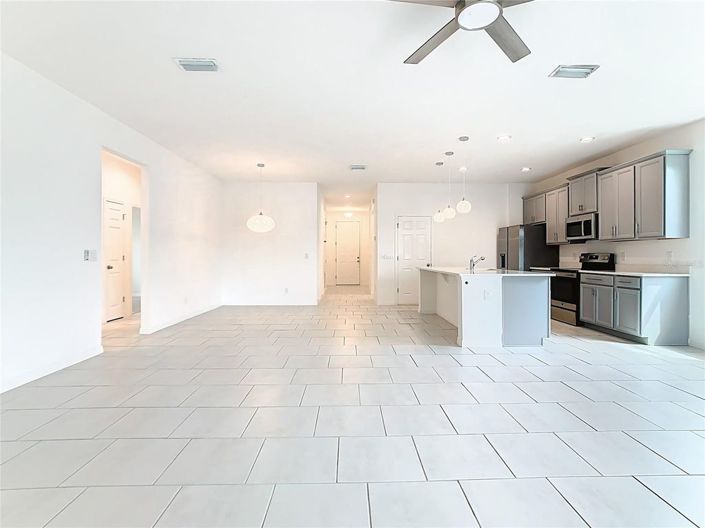 Image No.17-4 Bed House for sale