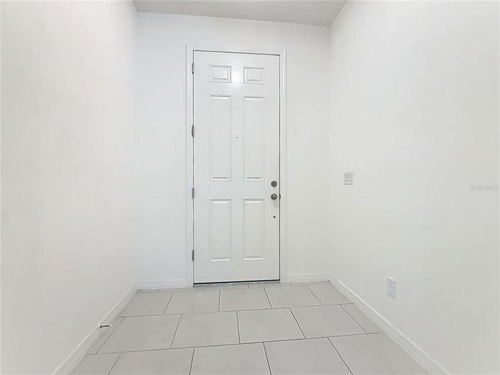 Image No.2-4 Bed House for sale