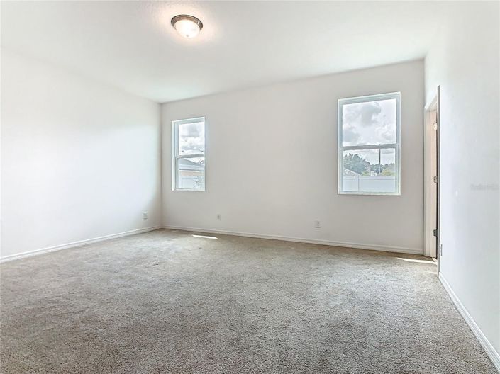 Image No.26-4 Bed House for sale