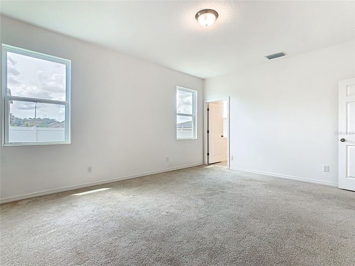 Image No.27-4 Bed House for sale