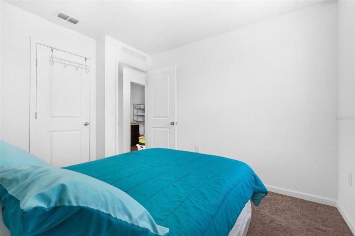 Image No.14-3 Bed Townhouse for sale