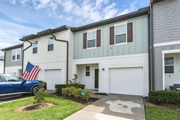 Image No.26-3 Bed Townhouse for sale