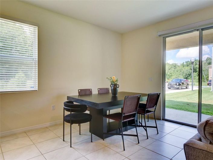 Image No.11-3 Bed Townhouse for sale