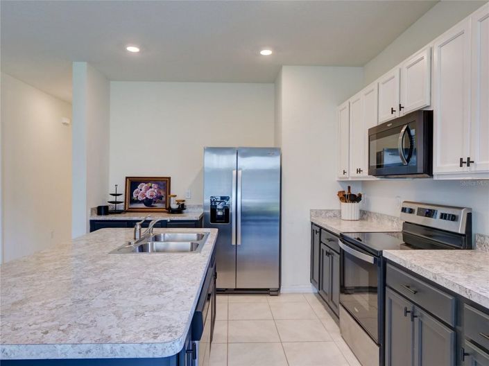 Image No.13-3 Bed Townhouse for sale