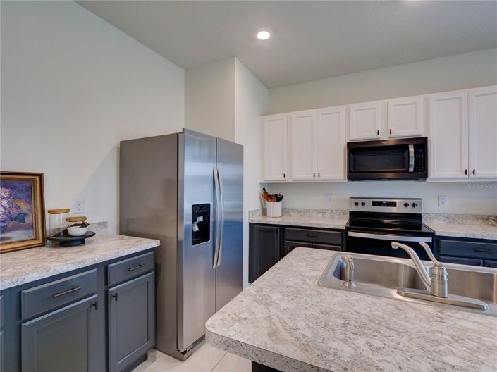 Image No.14-3 Bed Townhouse for sale