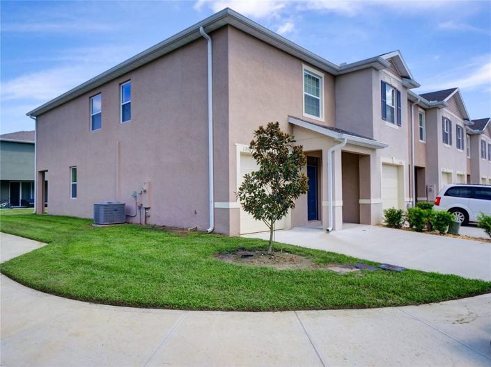 Image No.29-3 Bed Townhouse for sale