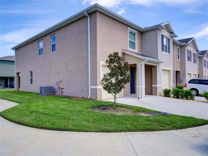 Image No.28-3 Bed Townhouse for sale