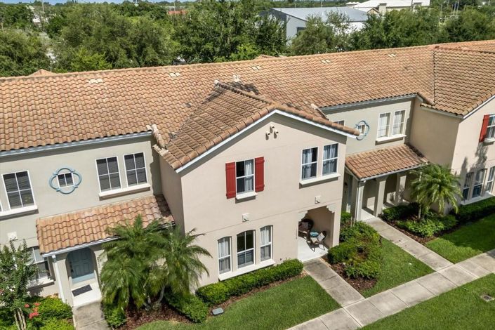 Image No.20-3 Bed Townhouse for sale