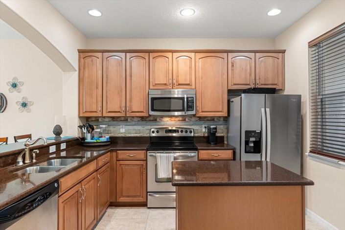 Image No.6-3 Bed Townhouse for sale