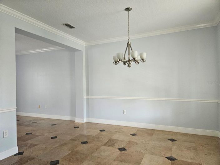 Image No.14-3 Bed Townhouse for sale