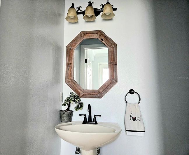 Image No.24-3 Bed Townhouse for sale