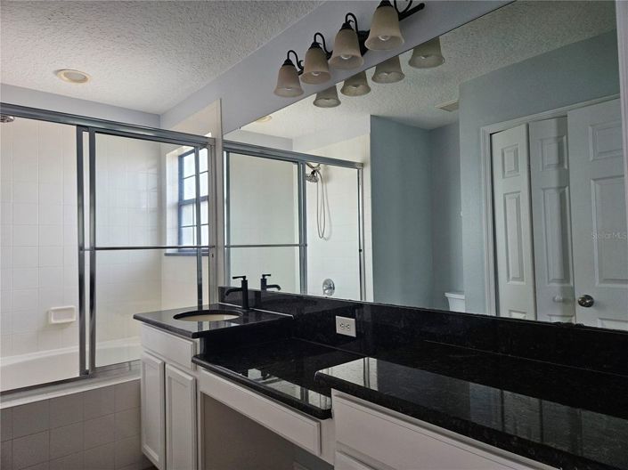 Image No.34-3 Bed Townhouse for sale