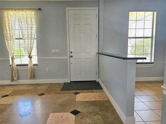 Image No.10-3 Bed Townhouse for sale